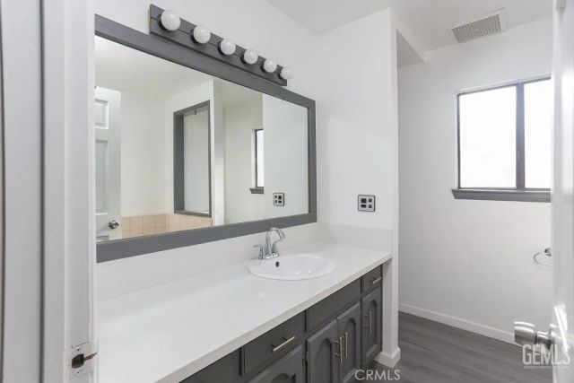 8525 Great Circle, California City, CA 93505