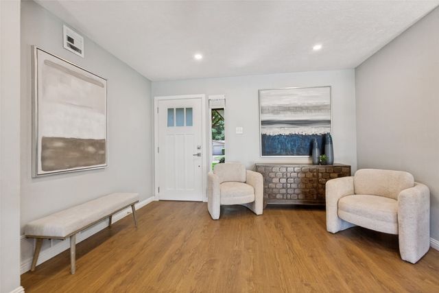 818 Wateka Way, Richardson, TX 75080