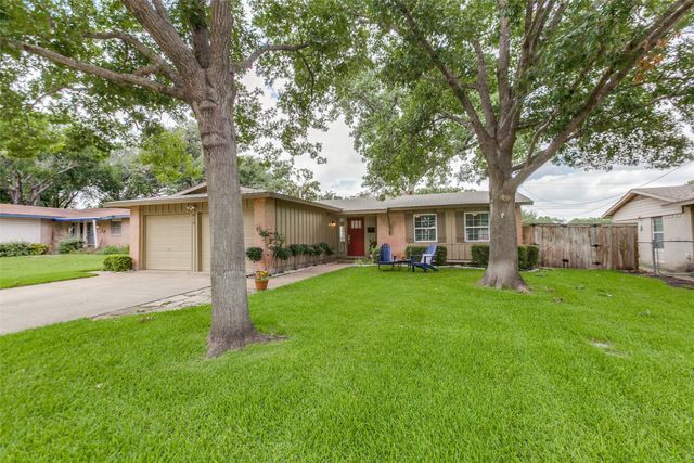 818 Wateka Way, Richardson, TX 75080