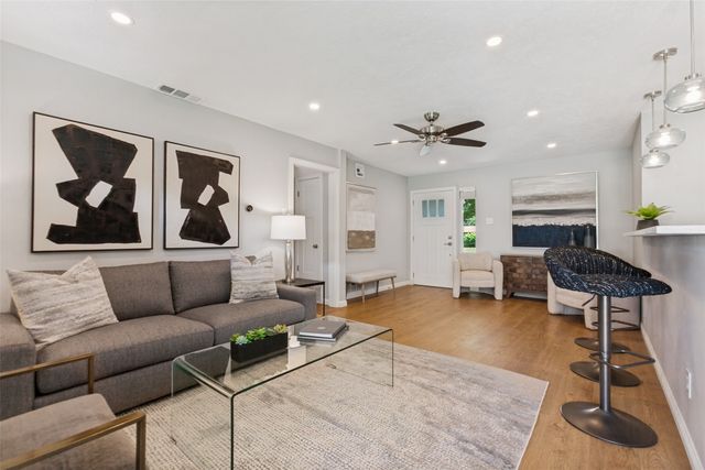 818 Wateka Way, Richardson, TX 75080