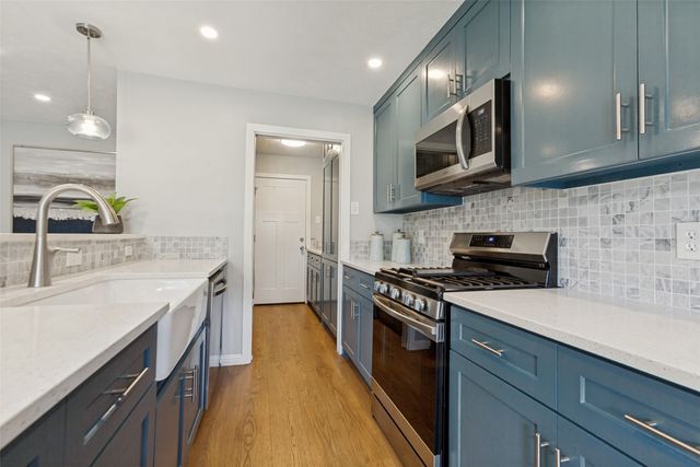 818 Wateka Way, Richardson, TX 75080