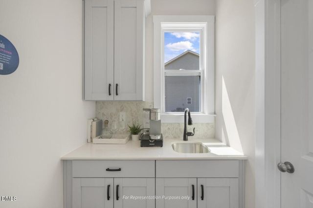 8701 Maxine Street, Willow Spring, NC 27592