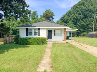 7 Hensarling Dr., Petal, MS 39465