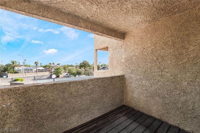 3929 South Torrey Pines Drive, Las Vegas, NV 89103