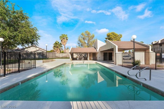 3929 South Torrey Pines Drive, Las Vegas, NV 89103