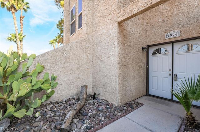3929 South Torrey Pines Drive, Las Vegas, NV 89103