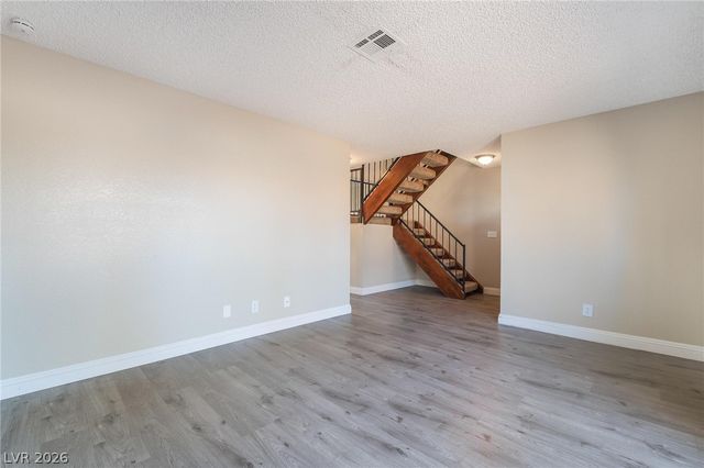 3929 South Torrey Pines Drive, Las Vegas, NV 89103