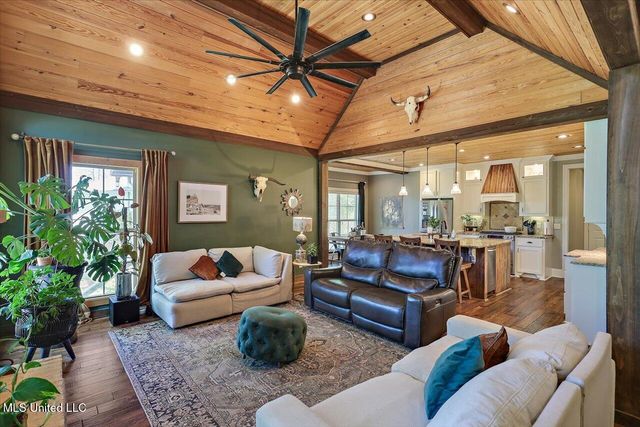 1109 Foxpoint, Brandon, MS 39047