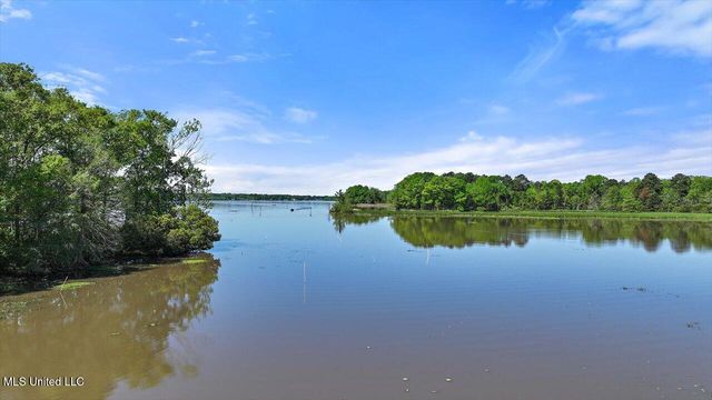 1109 Foxpoint, Brandon, MS 39047