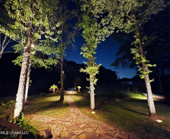 1109 Foxpoint, Brandon, MS 39047
