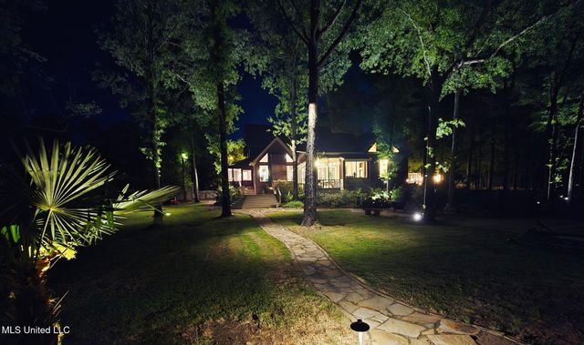 1109 Foxpoint, Brandon, MS 39047