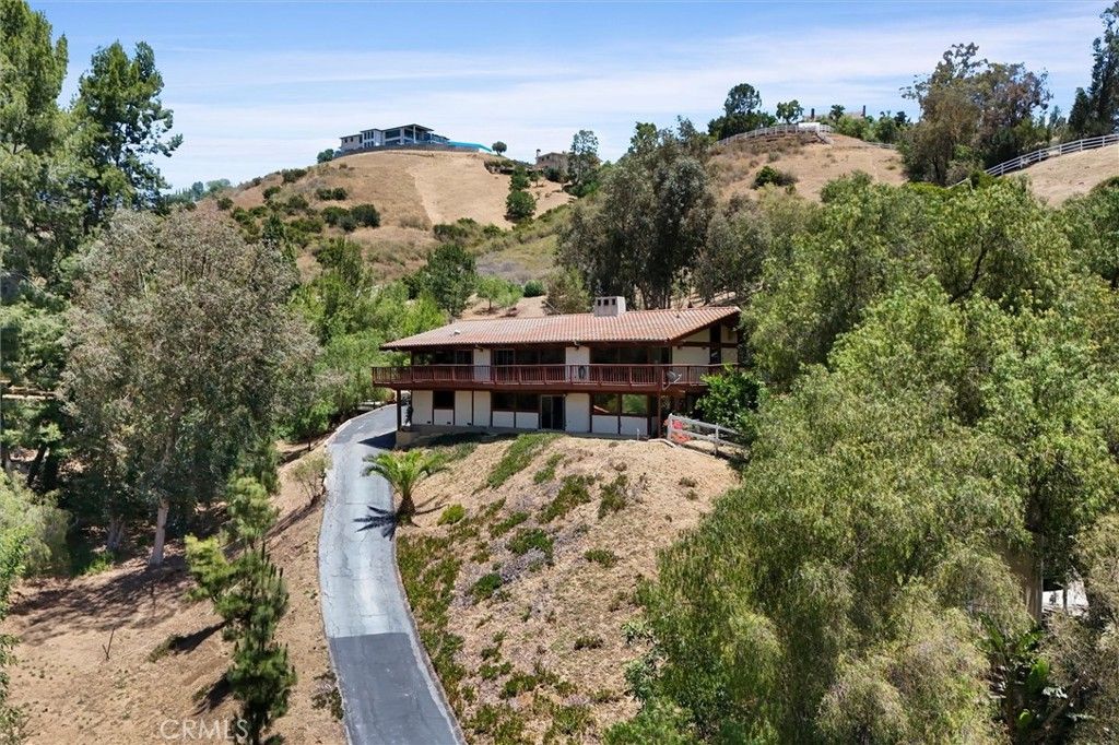 26 Coolwater Road, Bell Canyon, CA 91307 — photo 2