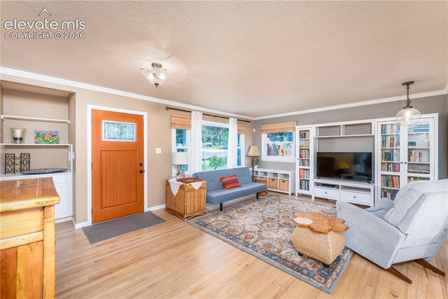 1031 Valley Road, Colorado Springs, CO 80904
