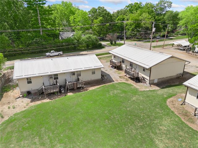 1509 N Panther Avenue, Yellville, AR 72687