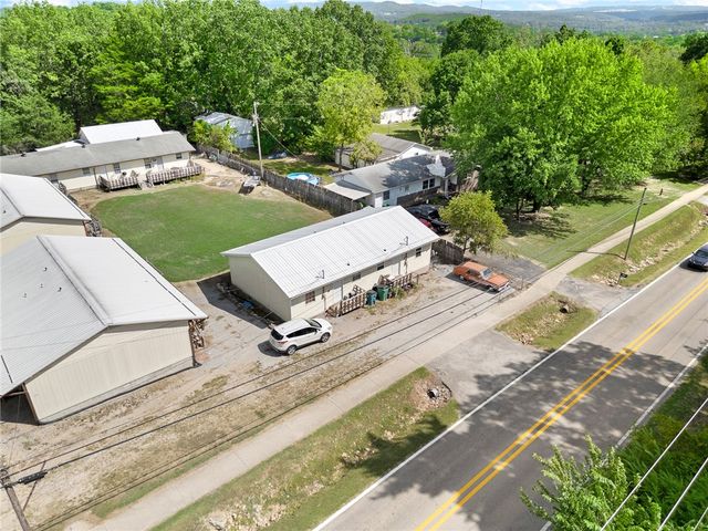 1509 N Panther Avenue, Yellville, AR 72687