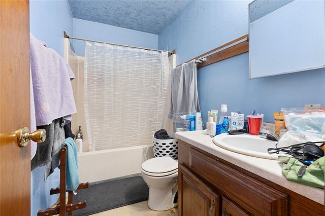 1509 N Panther Avenue, Yellville, AR 72687