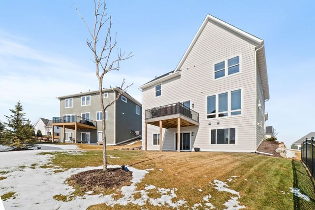 5445 Gestach Lane, Victoria, MN 55318