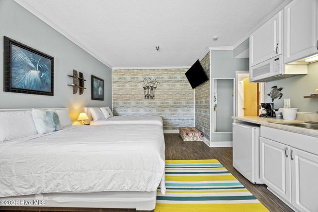 602 W Fort Macon Road 233, Atlantic Beach, NC 28512