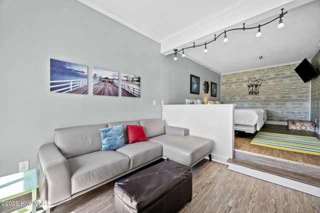 602 W Fort Macon Road 233, Atlantic Beach, NC 28512