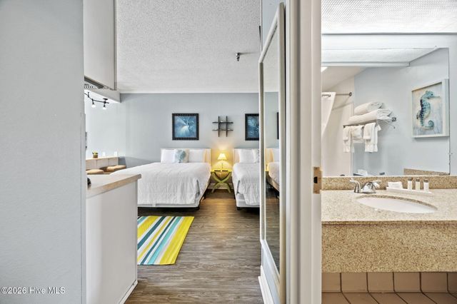 602 W Fort Macon Road 233, Atlantic Beach, NC 28512