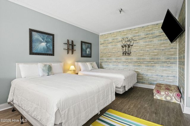 602 W Fort Macon Road 233, Atlantic Beach, NC 28512