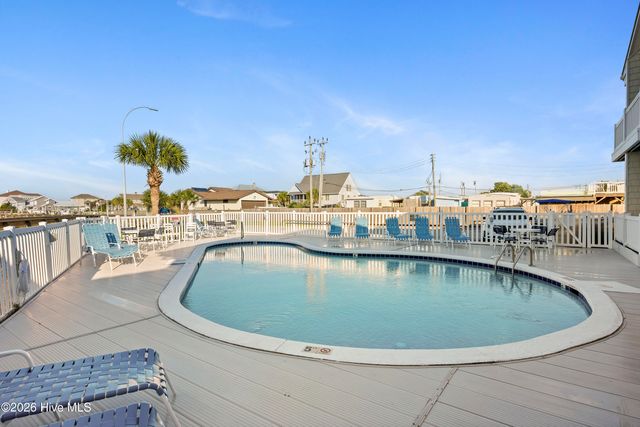 602 W Fort Macon Road 233, Atlantic Beach, NC 28512