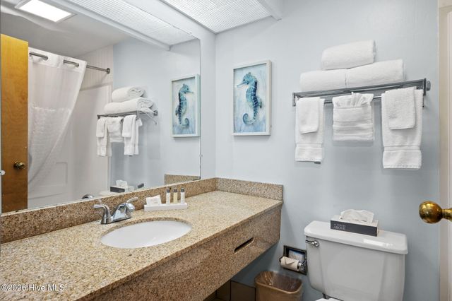 602 W Fort Macon Road 233, Atlantic Beach, NC 28512