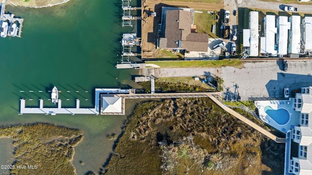 602 W Fort Macon Road 233, Atlantic Beach, NC 28512