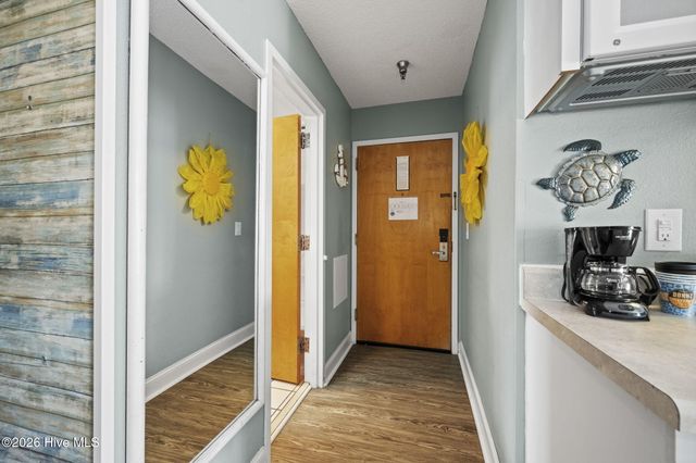 602 W Fort Macon Road 233, Atlantic Beach, NC 28512