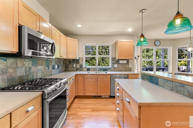 4821 Lookout Avenue, Bellingham, WA 98229