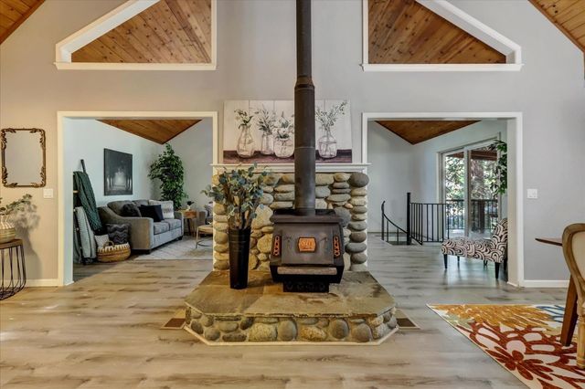 16448 Pasquale Rd, Nevada City, CA 95959