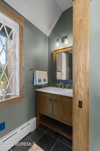 3 Monmouth Avenue, Rumson, NJ 07760