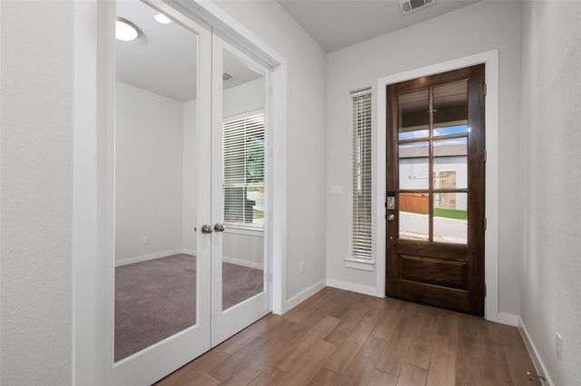 212 Panzano DR, Georgetown, TX 78628