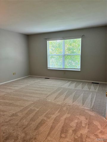 221 Stone Run Boulevard, Wentzville, MO 63385