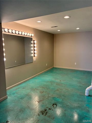 221 Stone Run Boulevard, Wentzville, MO 63385
