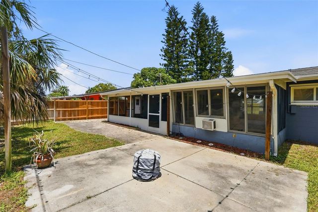 11626 75TH AVENUE, Seminole, FL 33772