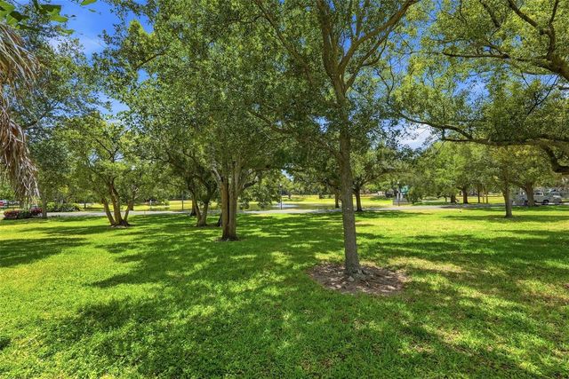 11626 75TH AVENUE, Seminole, FL 33772