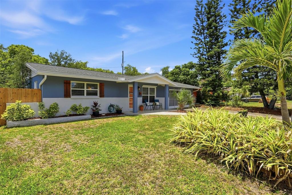 11626 75TH AVENUE, Seminole, FL 33772