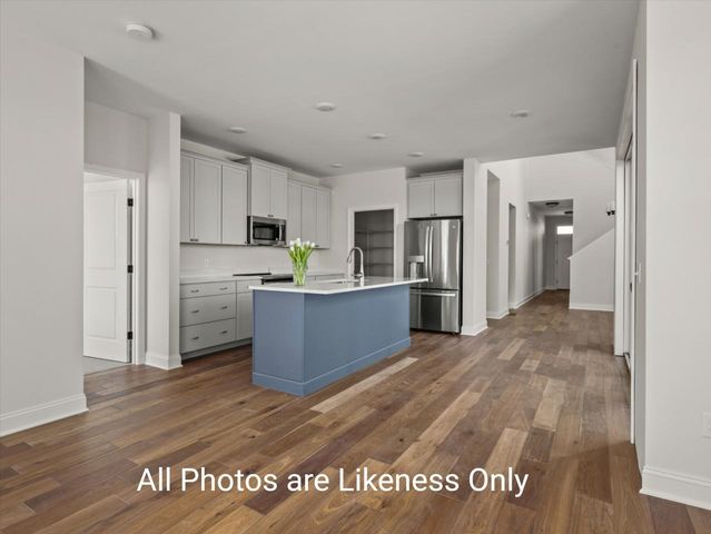 25 Mabel Way, South Burlington, VT 05403