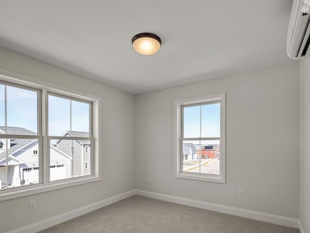 25 Mabel Way, South Burlington, VT 05403