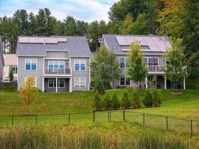 25 Mabel Way, South Burlington, VT 05403