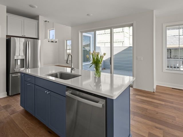 25 Mabel Way, South Burlington, VT 05403