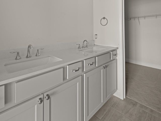 25 Mabel Way, South Burlington, VT 05403