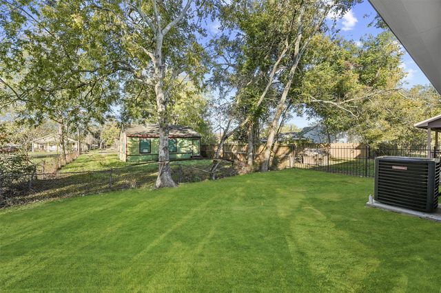 6206 Anderson Street, Texas City, TX 77591