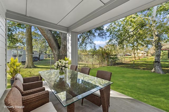 6206 Anderson Street, Texas City, TX 77591