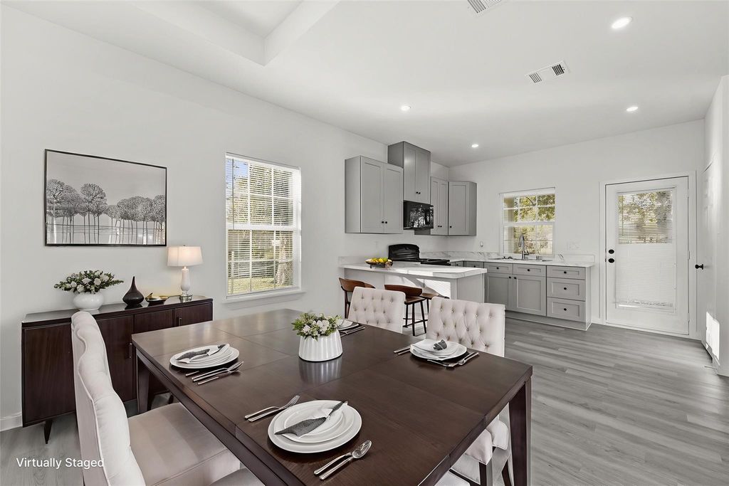 6206 Anderson Street, Texas City, TX 77591