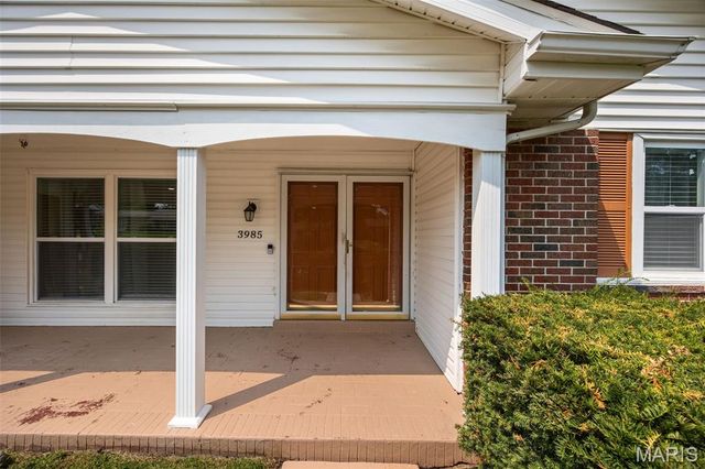 3985 Fairway Drive, Florissant, MO 63033