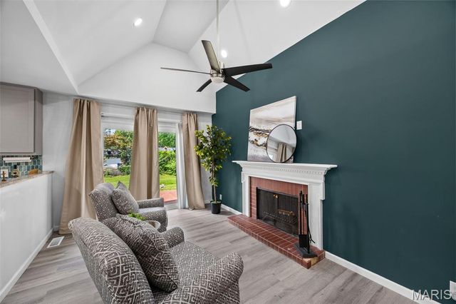 3985 Fairway Drive, Florissant, MO 63033