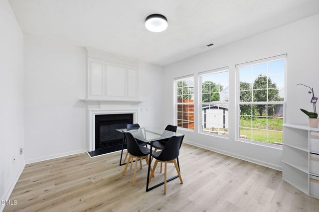 105 N Honey Springs, Fuquay Varina, NC 27526