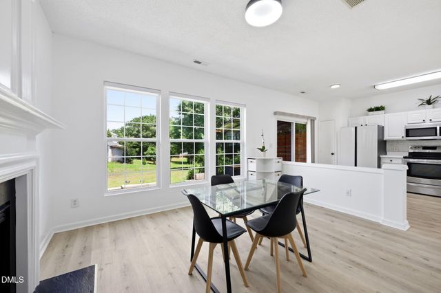 105 N Honey Springs, Fuquay Varina, NC 27526